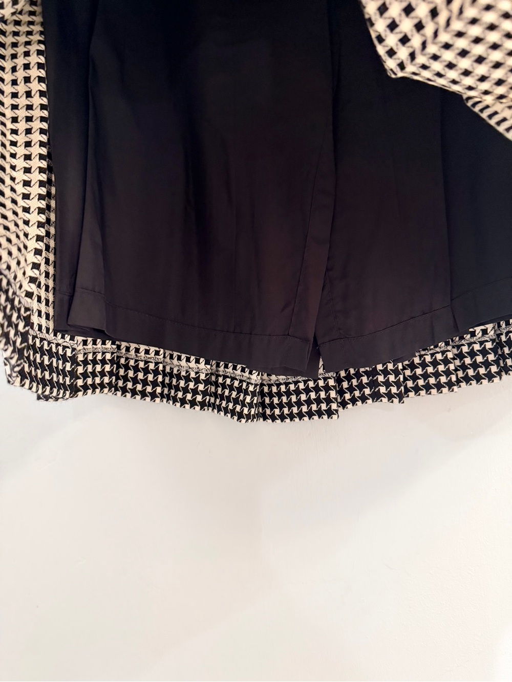 Vintage 70s Houndstooth Pleated Wool Midi Skirt Black White Handmade Lined Sz S - Picture 7 of 13
